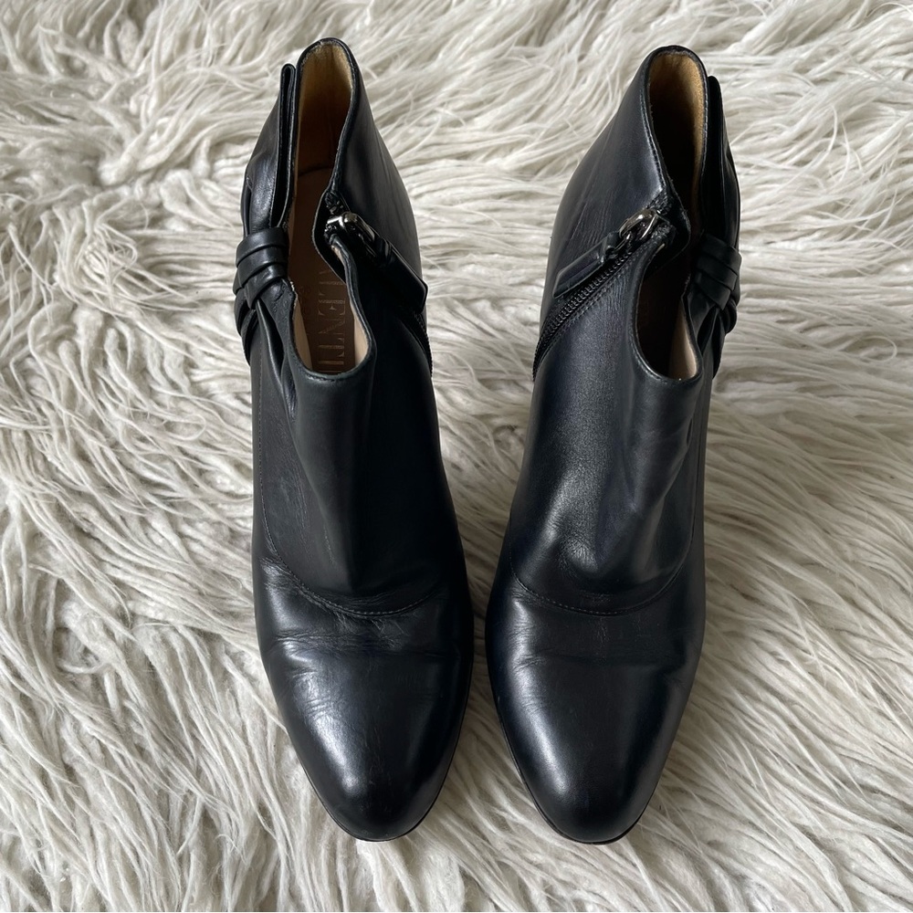 Valentino Garavani Black Leather Bow Accents High Heeled Ankle Booties Size 38 - Picture 10 of 13
